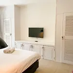 Villa Cinta, 3 Bedroom, 3 Bathroom, Ac Lounge