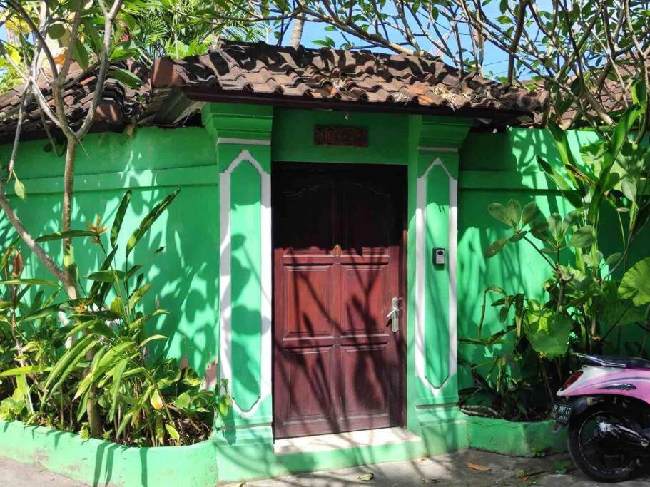 Cinta, 3 Bedroom, 3 Bathroom, Ac Lounge * Seminyak (Bali)