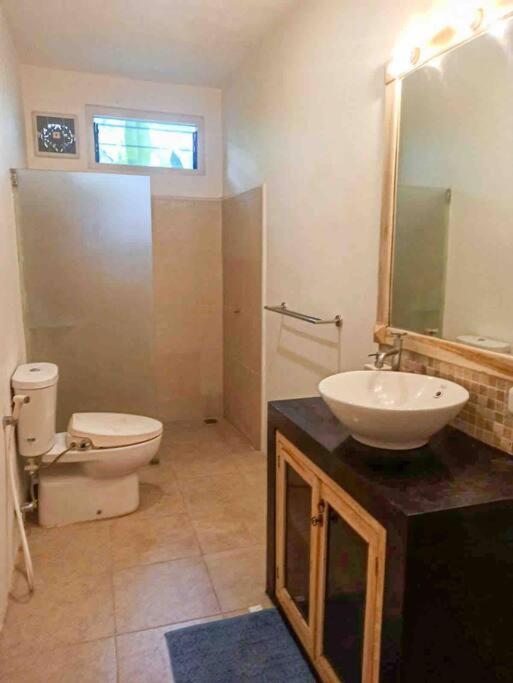 Cinta, 3 Bedroom, 3 Bathroom, Ac Lounge *